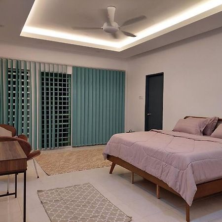 Yong Guesthouse Куала-Кангсар Экстерьер фото